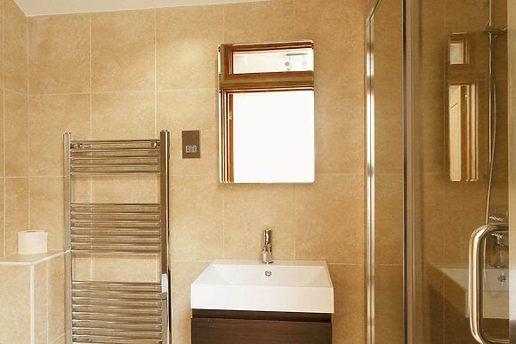 Owls Hoot at Serenity Cottages