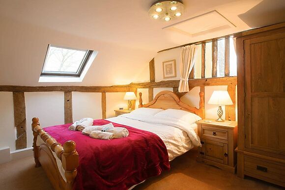 Oak Cottage at Serenity Cottages