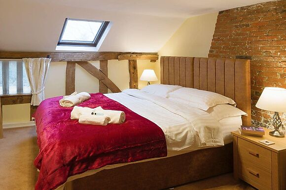 Oak Cottage at Serenity Cottages