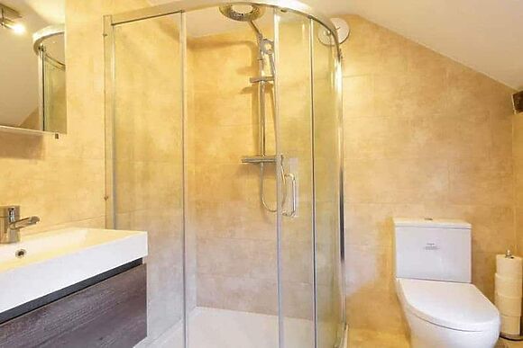 Oak Cottage at Serenity Cottages