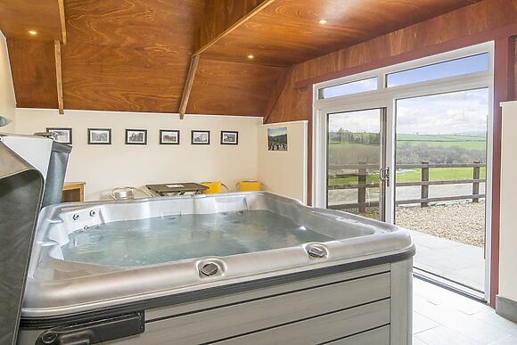 Golwg y Cwm in Cilrhedyn