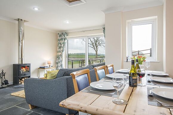 Golwg y Cwm in Cilrhedyn