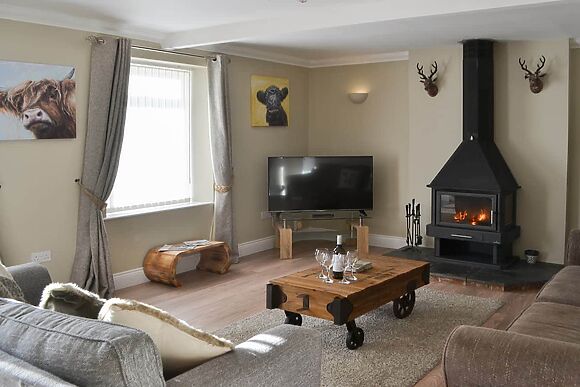 Red Hen Cottage in Acklington