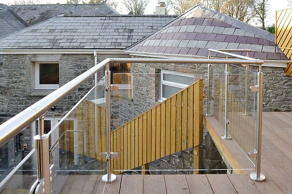 Cornel Clyd (Cosy Corner)