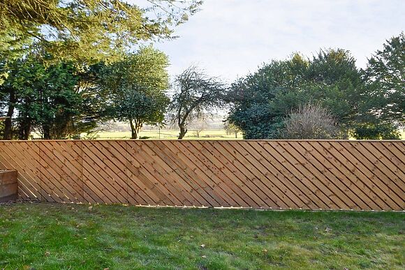 Cornel Clyd (Cosy Corner)