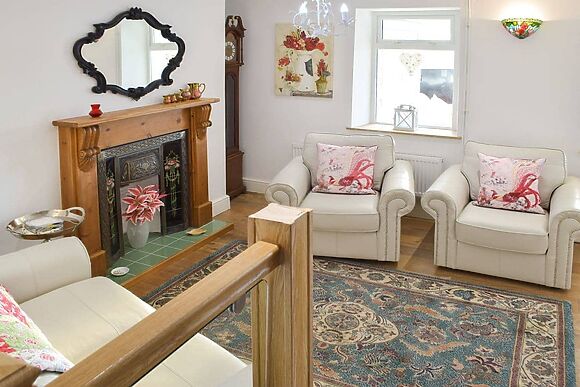 Sweet Pea Cottage in Pwll