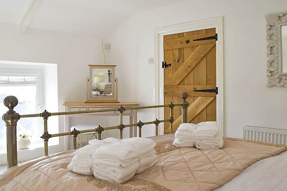 Sweet Pea Cottage in Pwll