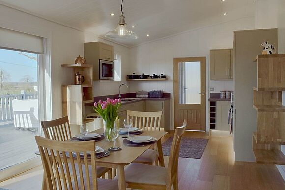 Cree Lodge