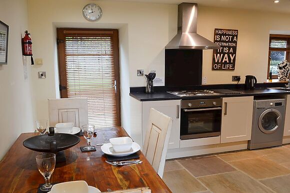 Mia Cottage in Buckley Green