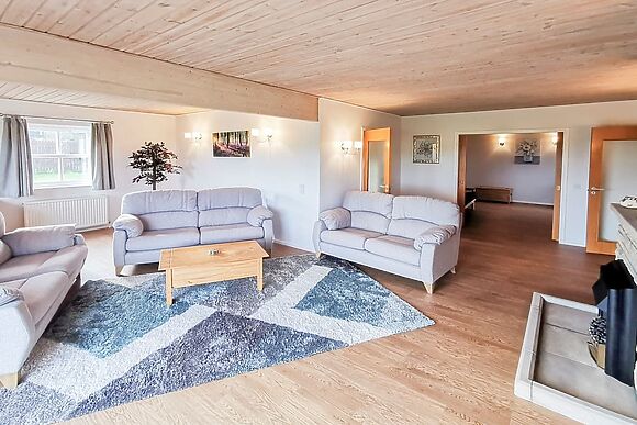 Paddock House