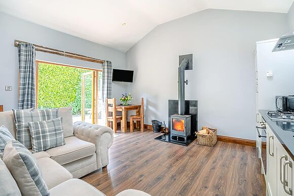 Poppy Lodge at Tavern Cottages