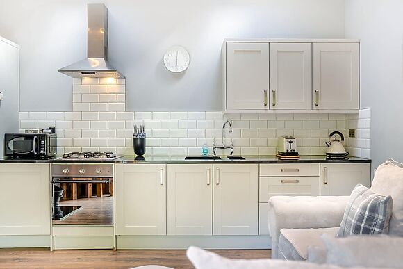 Poppy Lodge at Tavern Cottages