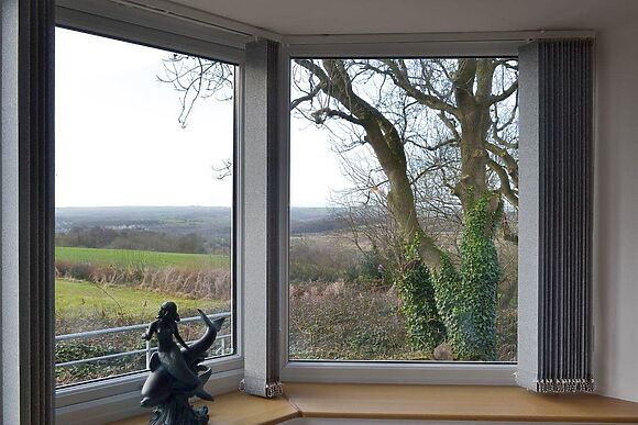 Boundary Cottage in Old Whittington