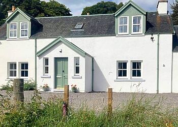 Balmore Farmhouse in Scaniport