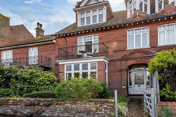 Chalk Reef House