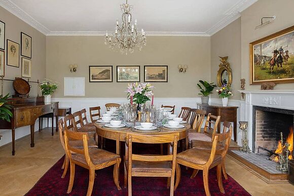 Henge Estate in Shrewton