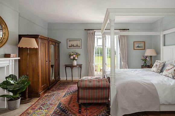 Henge Estate in Shrewton