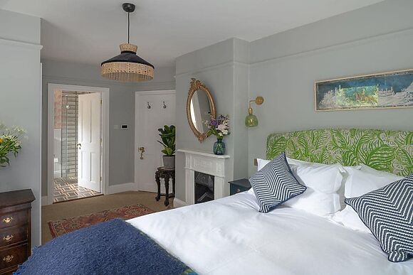 Henge Estate in Shrewton