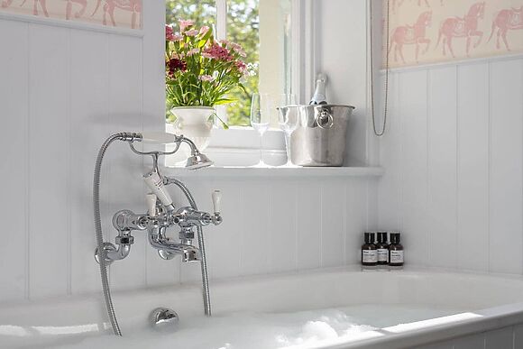 Henge Estate in Shrewton