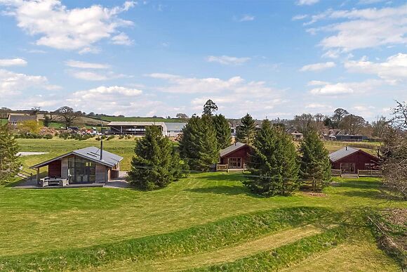 Henning Lodge in Ansty