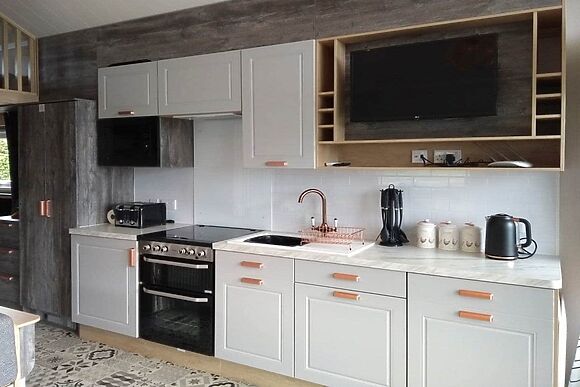 Lake Vyrnwy Luxury Glamping Pod