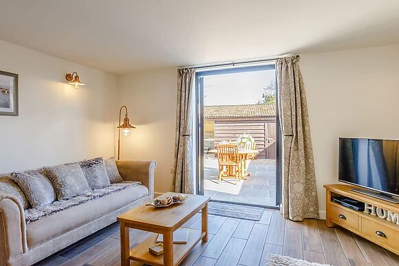 Knoll Cottage at Burton Row