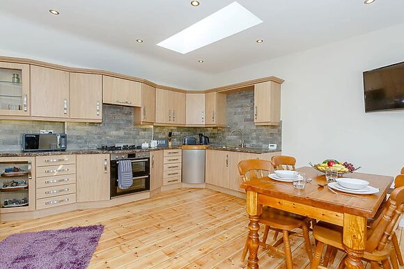 Millstone Barn at Windmill Barns