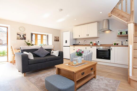 Poppy Cottage at Manor Farm