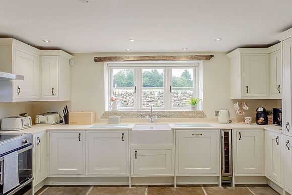 Alton Hall Cottage in Alton