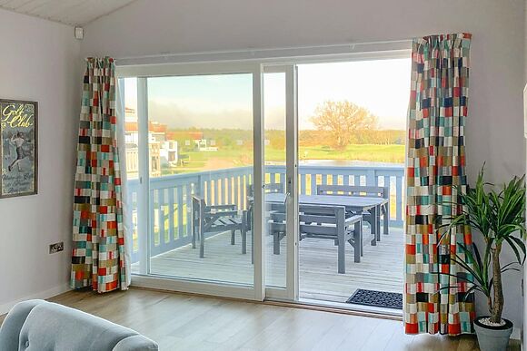 Twin Oaks in Fritton