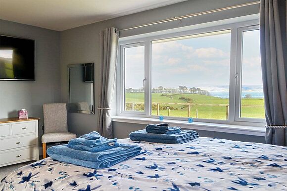 Dinduff Lodge