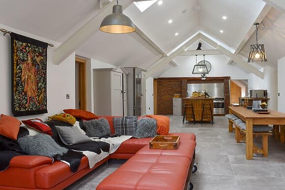 Black Lion Folly in Mold