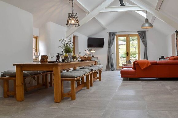 Black Lion Folly in Mold