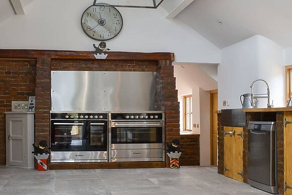 Black Lion Folly in Mold