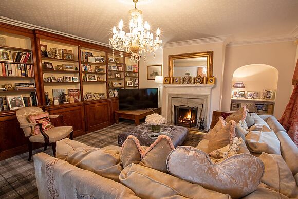Walcot Hall