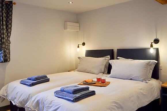 Jupiter Barn in Swafield