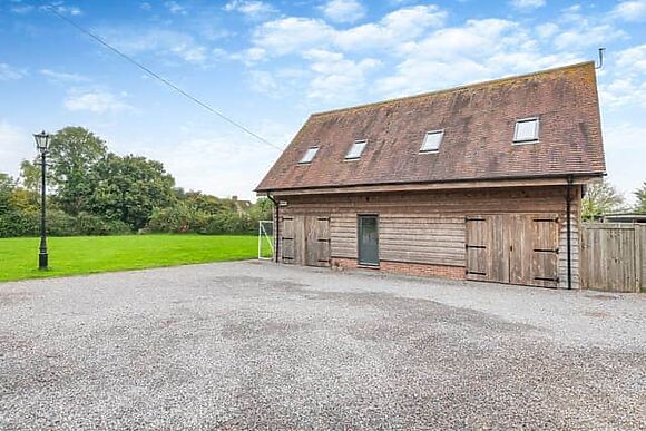 The New Inn Barn