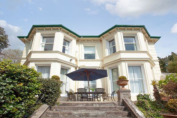 Longcroft House
