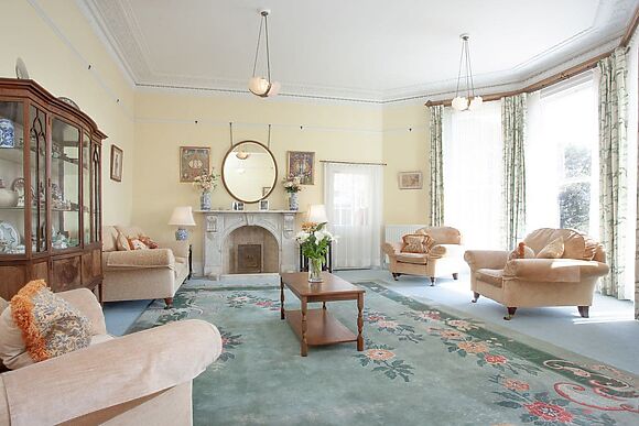 Longcroft House