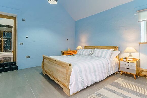 The Cowshed at Musselwick Farm