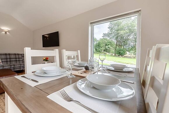 Dwrgi at Glanyrafon Lodges