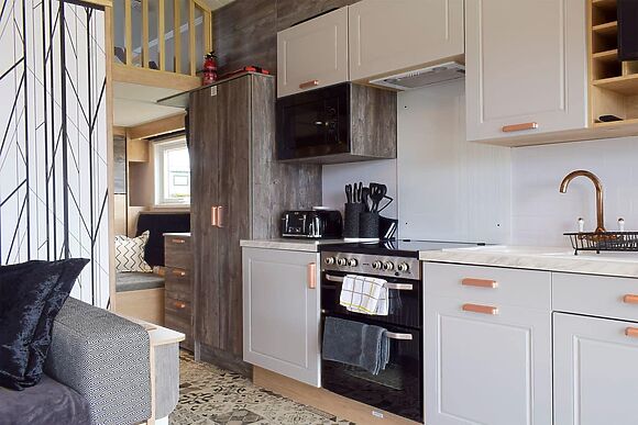 Lake Vyrnwy Luxury Glamping Pod 2