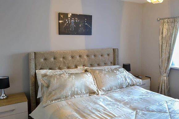 Seashells by the Sea