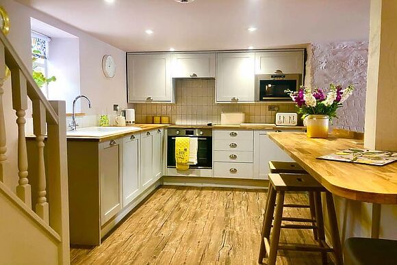Lemon Cottage