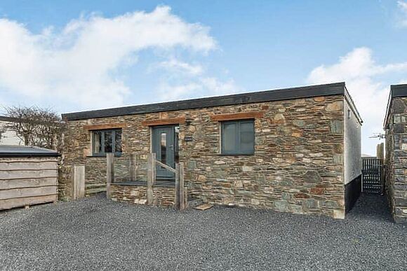 Ty Cwtch at Anglesey Seaviews