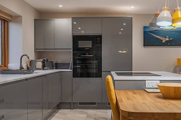 Ty Cwtch at Anglesey Seaviews