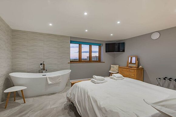 Ty Cwtch at Anglesey Seaviews