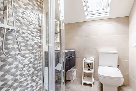 Lake Cottage at White Chimnies