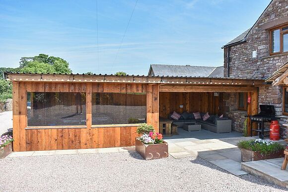 Country Lodge in Little Musgrave