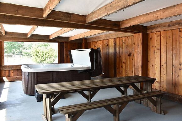 Country Lodge in Little Musgrave